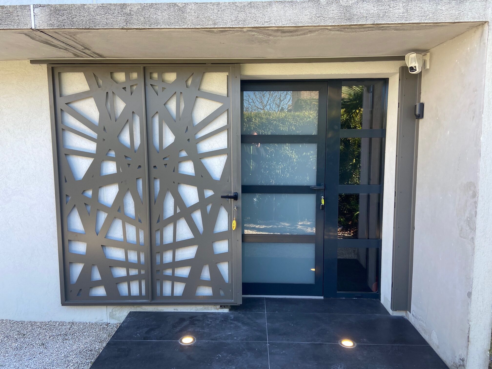 Découpe laser décorative sur ouvrage métallique – SP2M